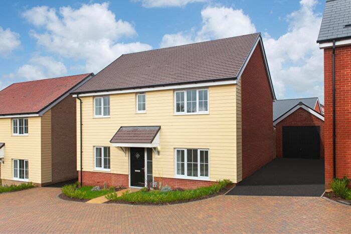 4 Bedroom Detached House For Sale In Thaxted Road Saffron Walden, CB10