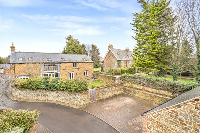 4 Bedroom Detached House For Sale In Red Hill Court, Old, Northampton, NN6