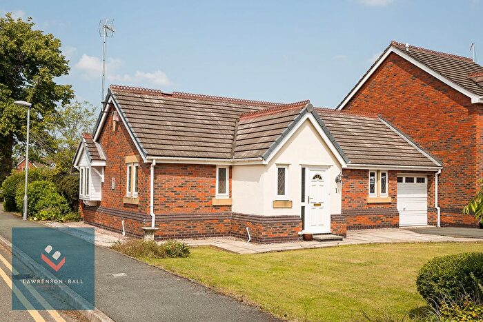 2 Bedroom Detached Bungalow For Sale In Chipstead Close, Hartford, CW8
