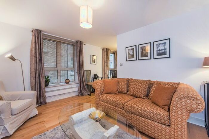 1 Bedroom Flat To Rent In Brunswick House, Westminster, SW1H