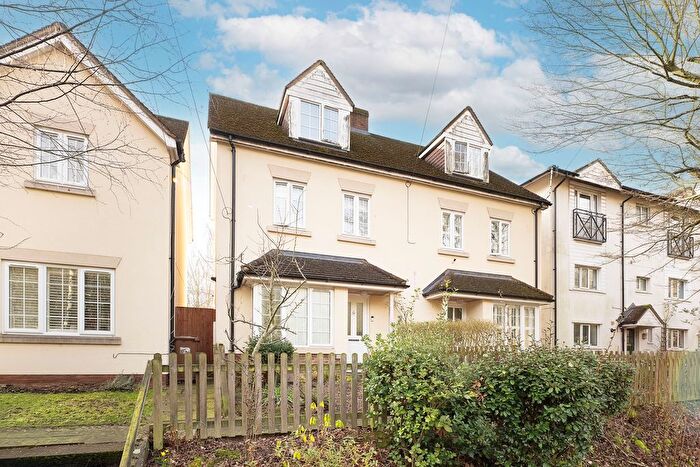 4 Bedroom Semi Detached House For Sale In Babington Road, Aylesbury, HP22