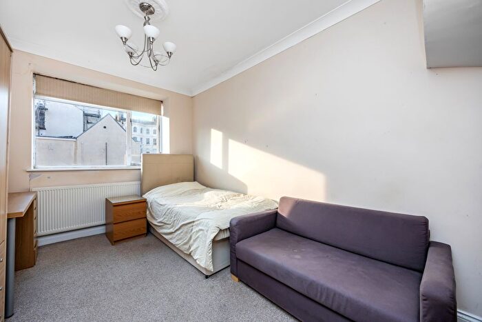 1 Bedroom Flat For Sale In Chesham Place, Brighton, BN2