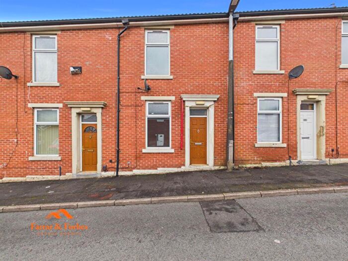 3 Bedroom Terraced House To Rent In Lawrence Street, Blackburn, BB2