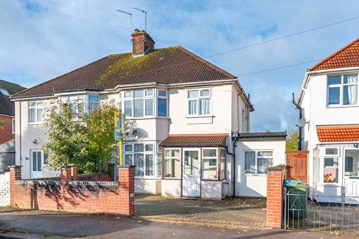 4 Bedroom Semi-detached House For Sale In Norton Road, Wembley, HA0