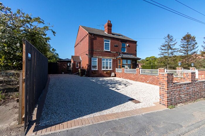 3 Bedroom Semi Detached House For Sale In Robin Lane, South Hiendley, WF9