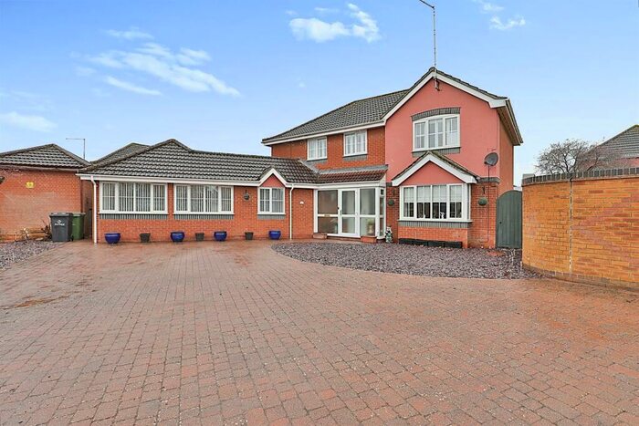 5 Bedroom Detached House To Rent In Hawthorn Drive, Scarning, Dereham, NR19