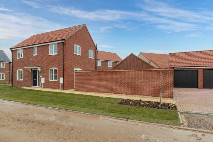 3 Bedroom Detached House For Sale In High Road, Weston, PE12