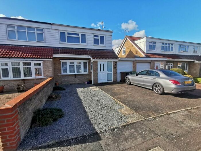 3 Bedroom Semi-Detached House To Rent In Braddick Close, Maidstone, ME15