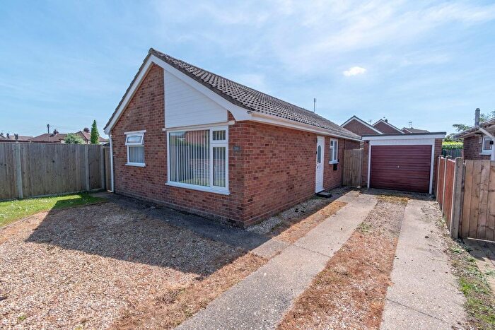 3 Bedroom Detached Bungalow For Sale In North Park, Fakenham, NR21
