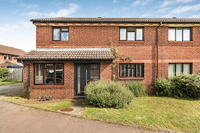 3 Bedroom Semi-Detached House For Sale In Truemper Grove, Caversfield, OX27