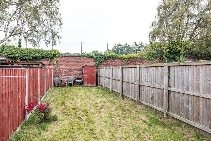 2 Bedroom Terraced House For Sale In Denwell Terrace, Pontefract, West Yorkshire, WF8