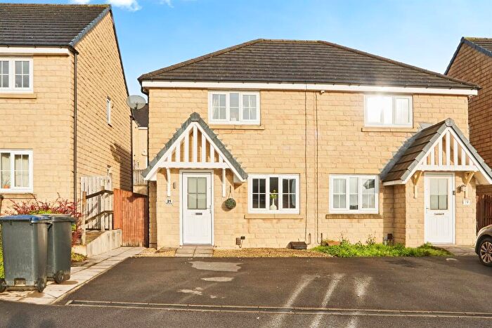 2 Bedroom Semi Detached House For Sale In The Knoll, Keighley, BD22