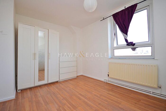 2 Bedroom Maisonette To Rent In Zetland Street, London, Greater London., E14