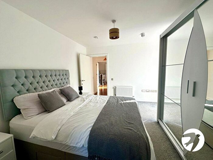 2 Bedroom Flat For Sale In Thurston Road, London, SE13