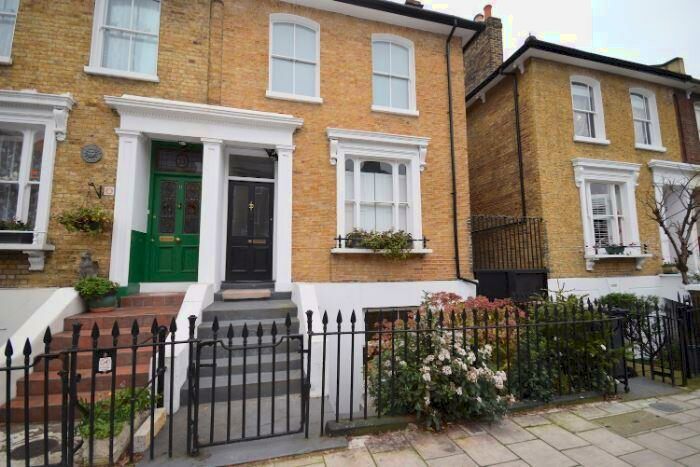 2 Bedroom Flat To Rent In Shardeloes Road, London, SE14