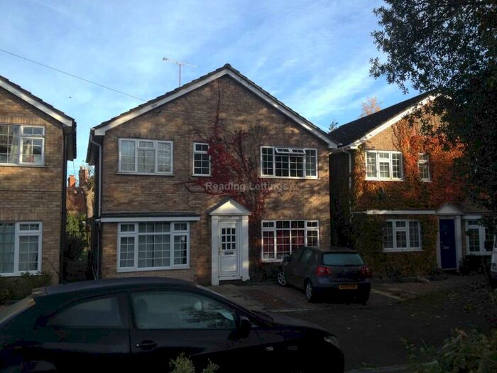 7 Bedroom Detached House To Rent In Crescent Road, Reading, RG1
