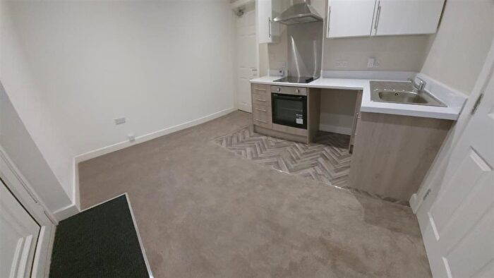 2 Bedroom Flat To Rent In Carlton Terrace, SA1