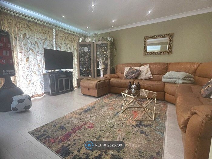 3 Bedroom Terraced House To Rent In Southfleet Road, Orpington, BR6