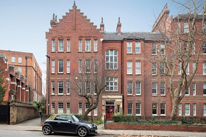 2 Bedroom Flat For Sale In Cormont Road, Camberwell, SE5