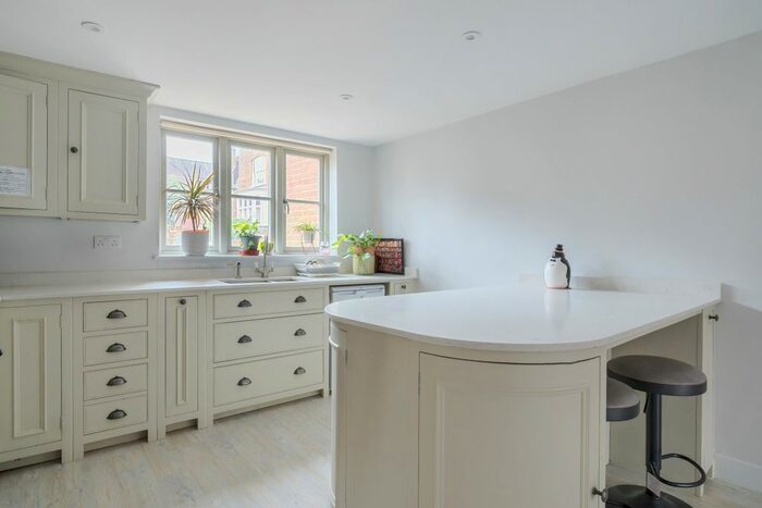 2 Bedroom End Of Terrace House To Rent In Figgins Lane, High Street, Marlborough, SN8