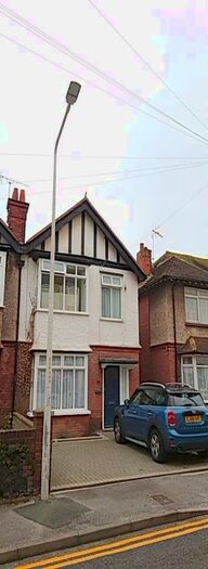 3 Bedroom House To Rent In Chapel Place, Ramsgate, CT11