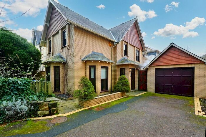 2 Bedroom Detached House To Rent In St Margarets Road, Bowdon, WA14