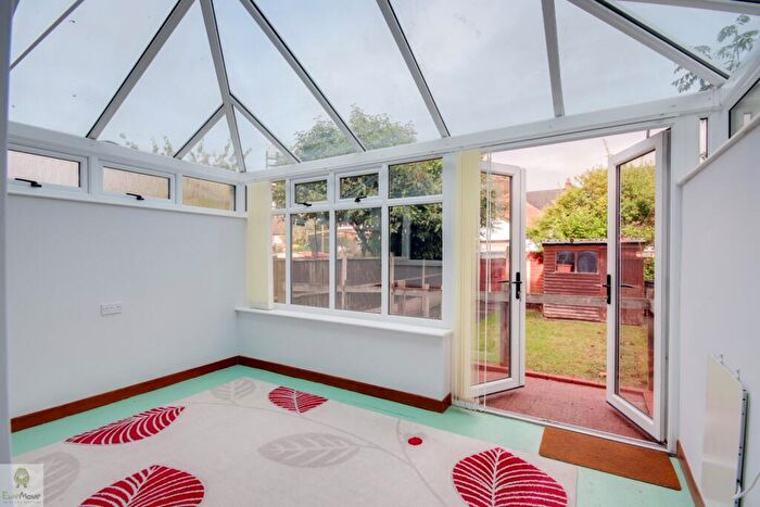 2 Bedroom Terraced House To Rent In West Close, Stafford, ST16
