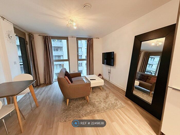 1 Bedroom Flat To Rent In Renaissance, London, SE13