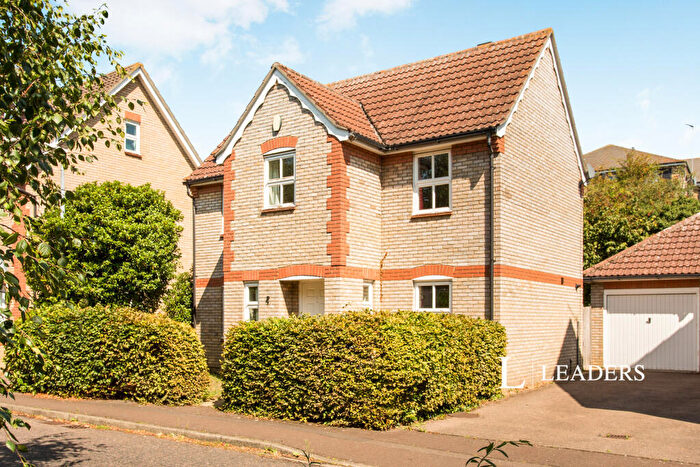 3 Bedroom Detached House To Rent In College Fields, Woodhead Drive, CB4
