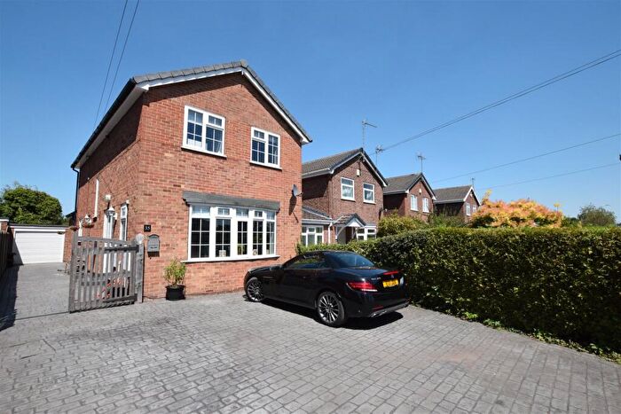 4 Bedroom Detached House For Sale In Wallfields Close, Findern, DE65
