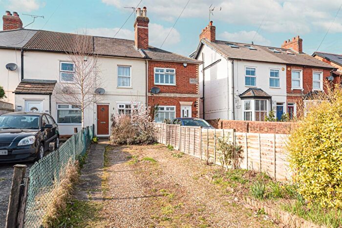 2 Bedroom Terraced House To Rent In Barkham Road, Wokingham, RG41