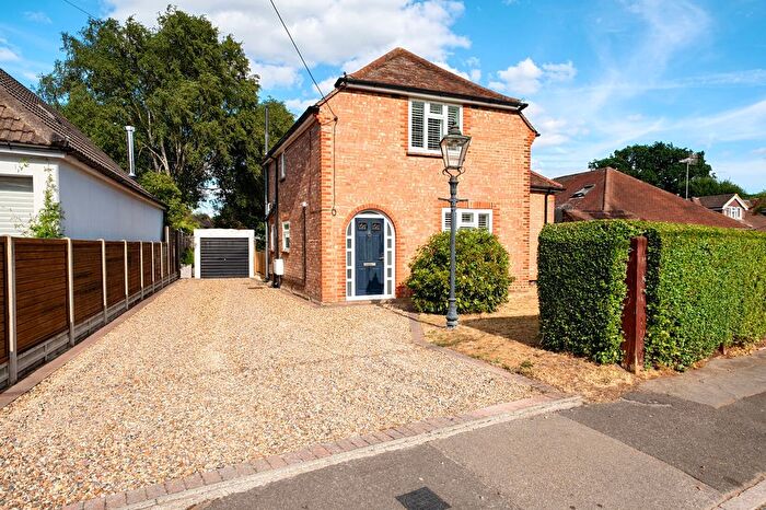 3 Bedroom Detached House For Sale In Delta Road, Chobham, Woking, GU24