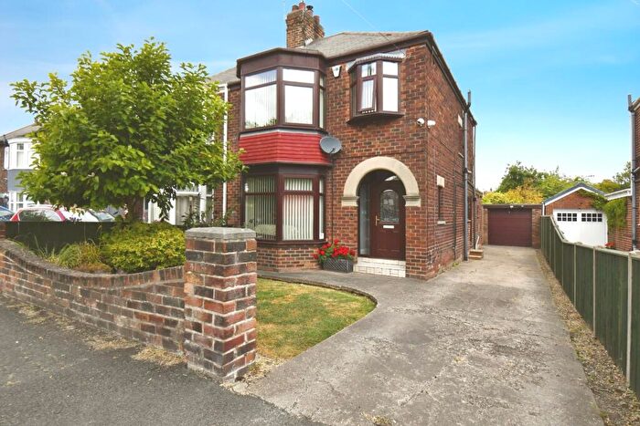 3 Bedroom Semi Detached House For Sale In Cavendish Road, Hull, HU8