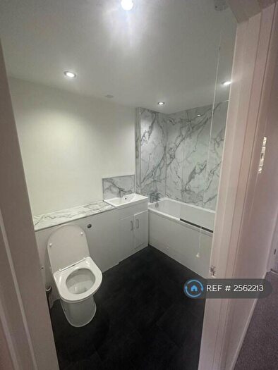 2 Bedroom Maisonette To Rent In Park Court, Harlow, CM20