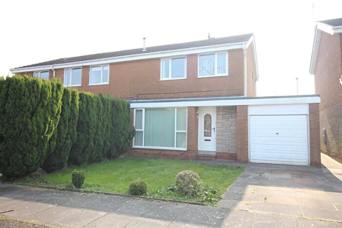 3 Bedroom Semi-Detached House To Rent In Ebchester Court, Kingston Park, NE3