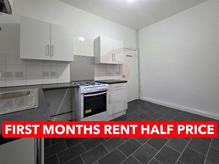 2 Bedroom Maisonette To Rent In Loughborough Road, Belgrave, Leicester, LE4