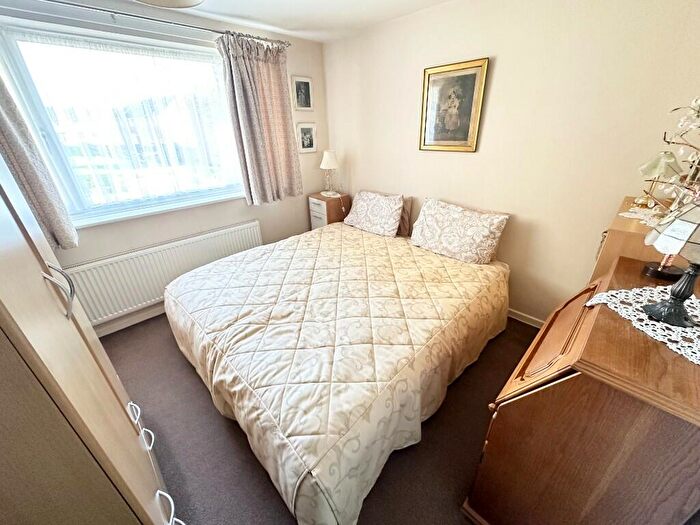 3 Bedroom Terraced House For Sale In Overpool Road, Great Sutton, CH66
