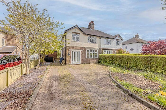 3 Bedroom Semi-Detached House For Sale In Park Drive, Barlaston, ST12