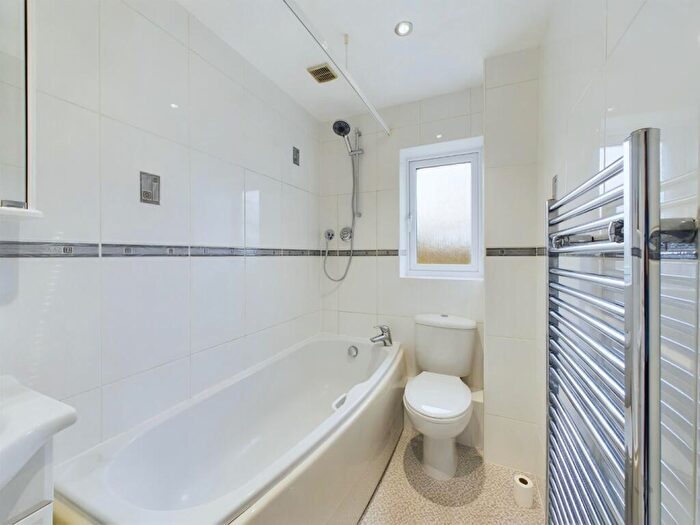 2 Bedroom Terraced House For Sale In Barry Road, Abington, Northampton, NN1