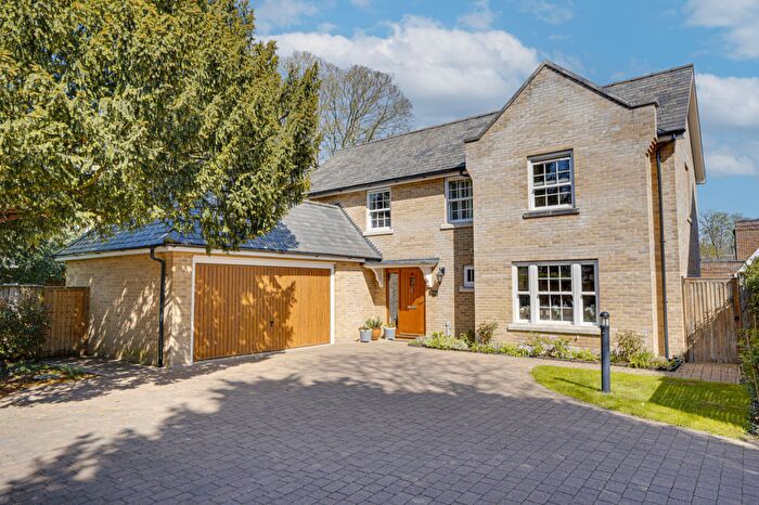 4 Bedroom Detached House For Sale In Arborfield Drive, Newmarket, CB8