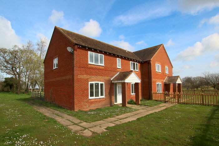 4 Bedroom Semi-Detached House For Sale In Fowlmere Road, Heydon, SG8