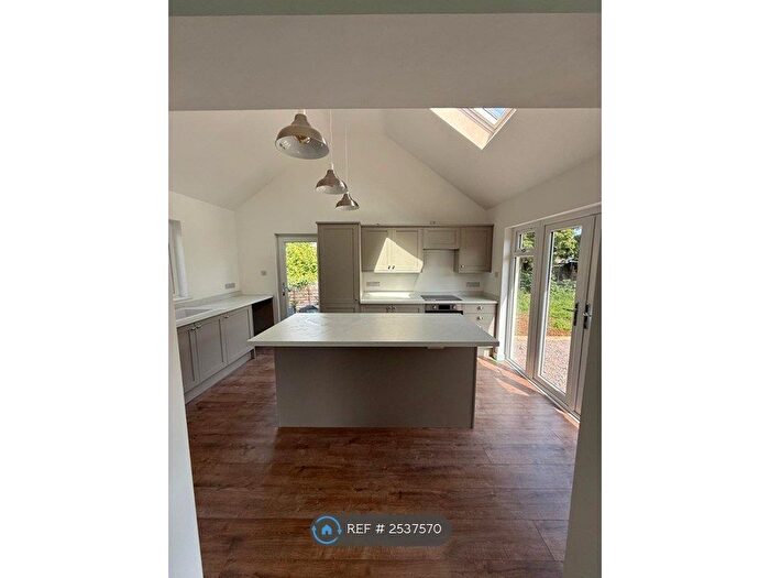 2 Bedroom Bungalow To Rent In Wessex Road, Chippenham, SN14