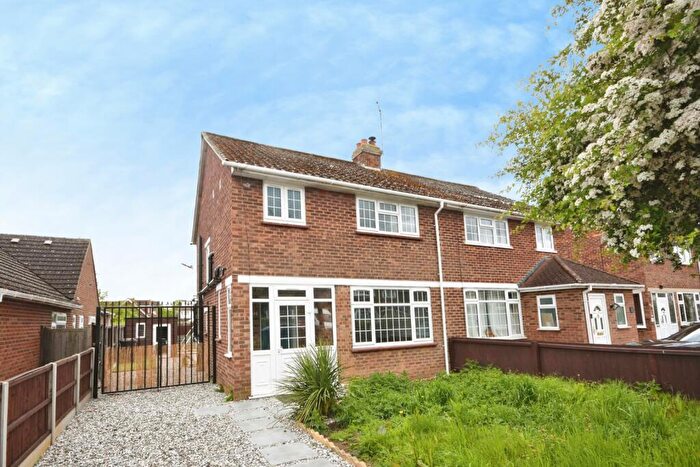 3 Bedroom Semi-Detached House For Sale In Baddow Hall Crescent, Chelmsford, Essex, CM2