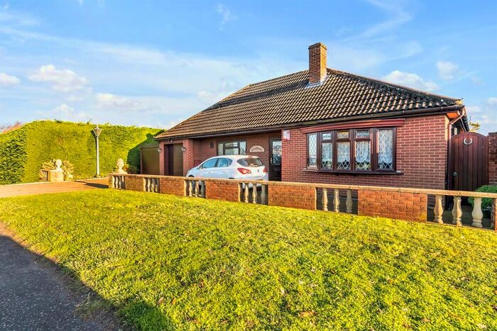 3 Bedroom Bungalow For Sale In Thistledown, High Road, Beighton, Norwich, NR13