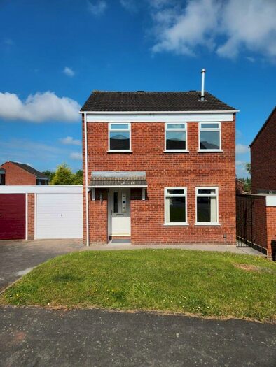 3 Bedroom Detached House To Rent In Aldeford Drive, Brierley Hill, DY5