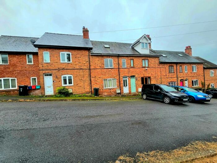 3 Bedroom Terraced House To Rent In New Street, Llandrindod Wells, Powys, LD1