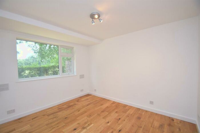 1 Bedroom Apartment To Rent In Mezen Close, Northwood, HA6