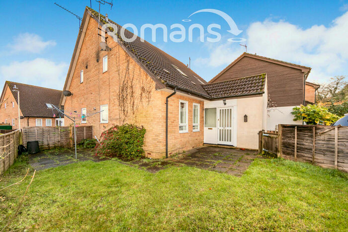 1 Bedroom Semi-Detached House To Rent In Beaconsfield Way, Lower Earley, RG6