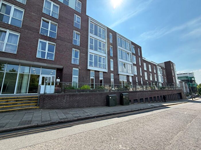 1 Bedroom Flat To Rent In Goodwood Court, Wembley, HA9