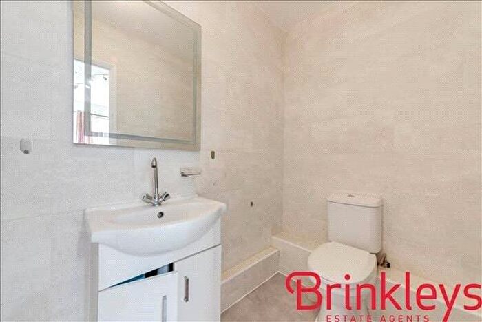 2 Bedroom Apartment To Rent In Westbury Road, New Malden, KT3